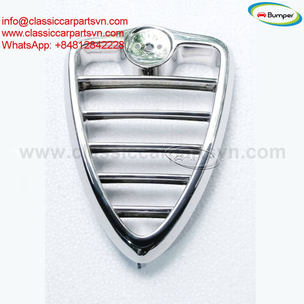 Alfa Romeo Duetto Spider center grill ( Trai tim ) 2
