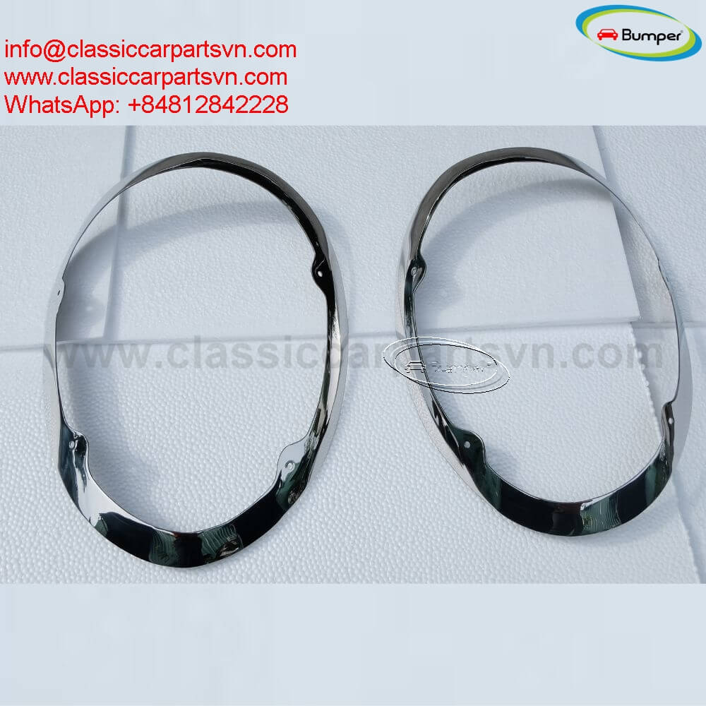 Ferrari 250 GT SWB California Spyder Lamps ring ( A left and a right ) 1