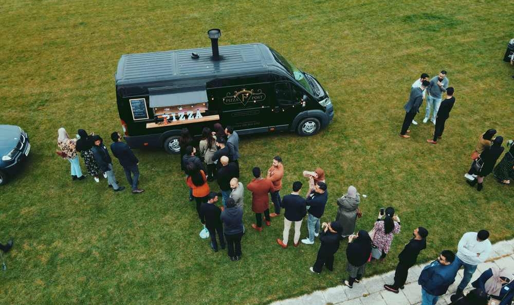 pizza-van-hire-7